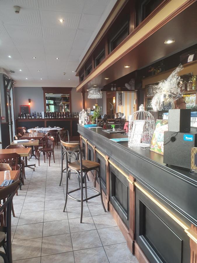 Hotel Aux Bons Amis 兰斯 外观 照片
